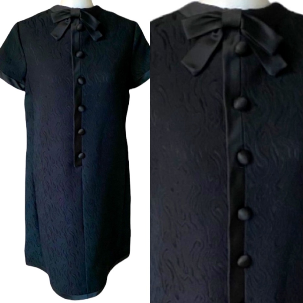 Vintage 60s / 1960s Black Shift Dress with Neck Bow + Large Buttons size medium